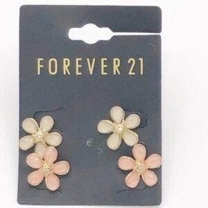 Forever 21 Flower Earring Set